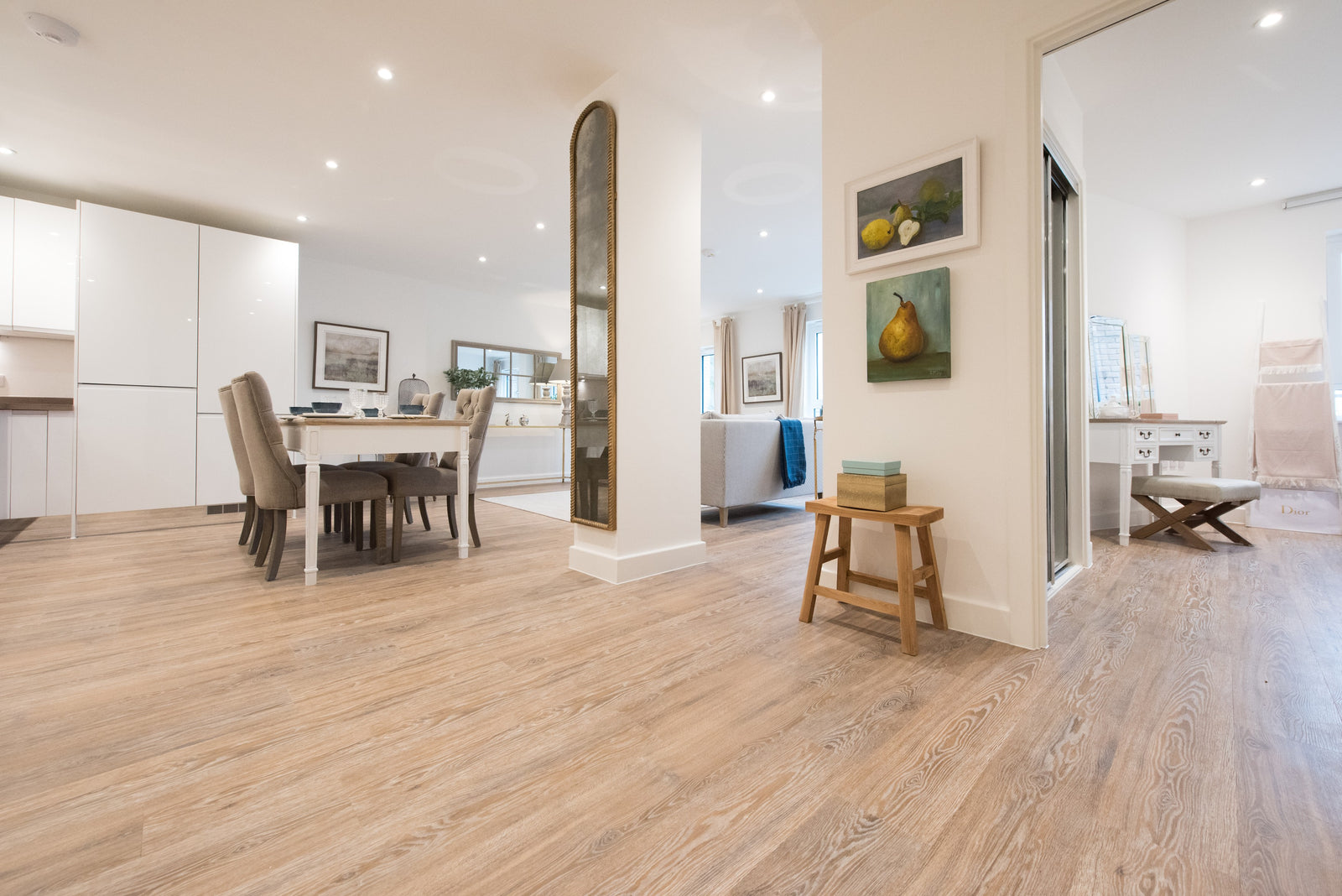 Greytown House - Formation Plank