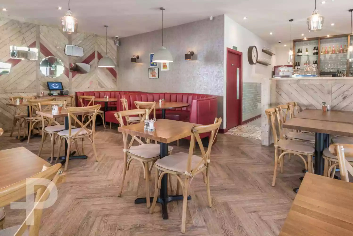 Baker Street Kitchen - Formation Herringbone