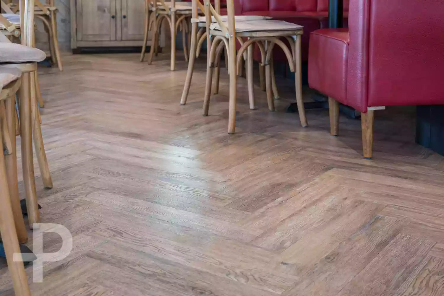 Baker Street Kitchen - Formation Herringbone
