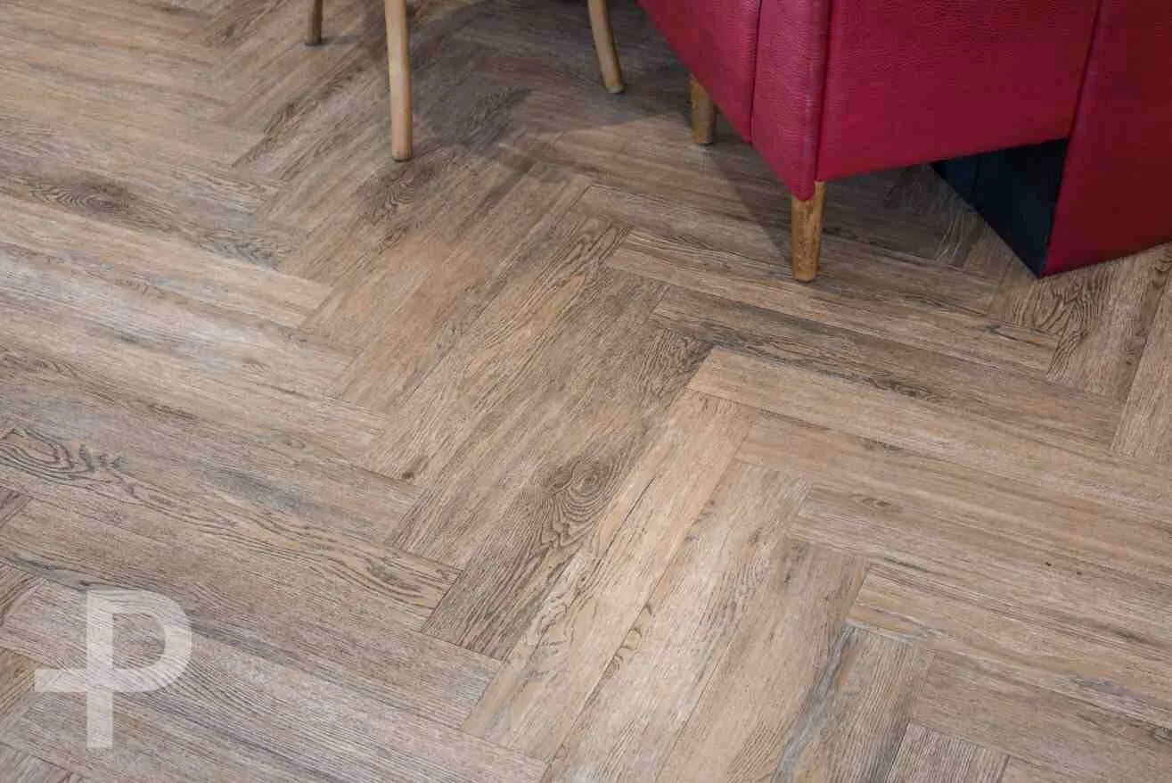 Baker Street Kitchen - Formation Herringbone