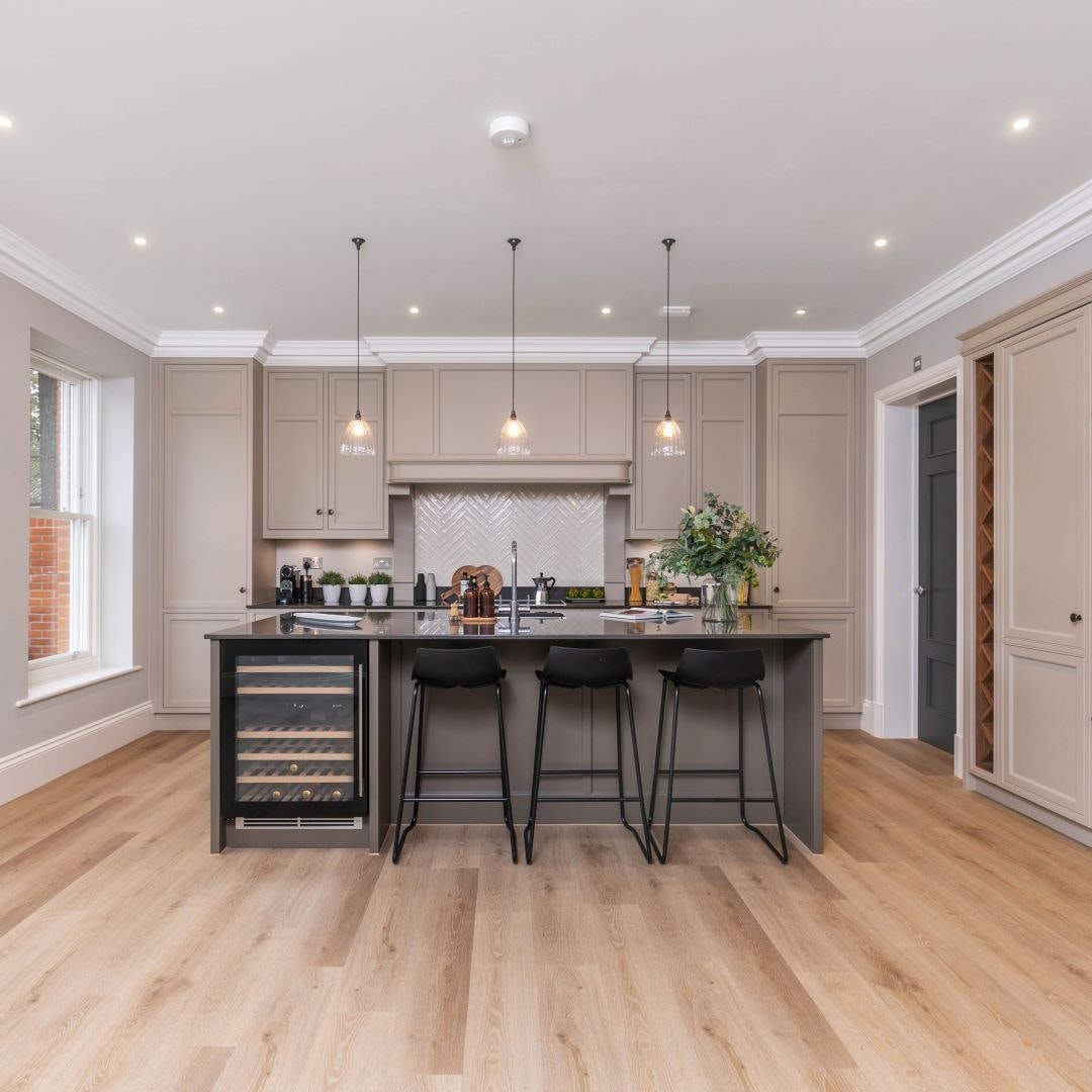 PlusFloor - Luxury Res, Hampshire