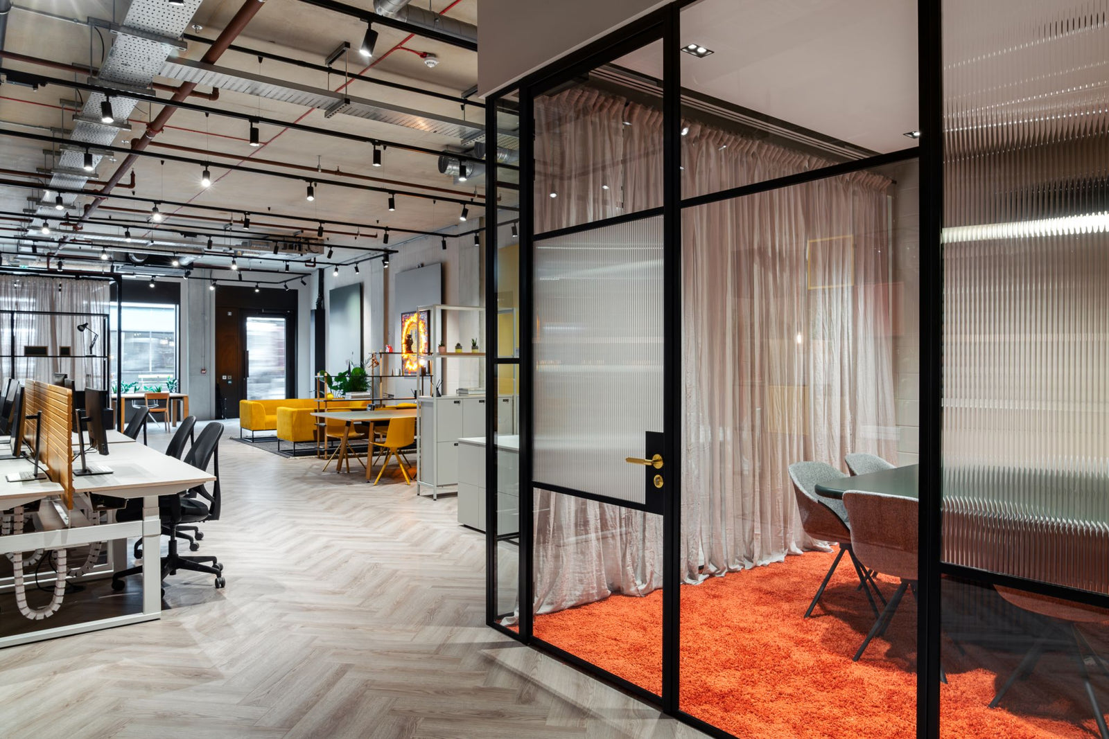 PlusFloor & Rawside - Rawside Showroom