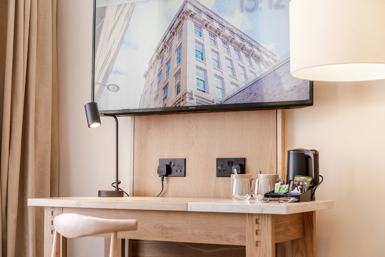 PlusFloor & Carpenter Build - School Lane Hotel, Liverpool