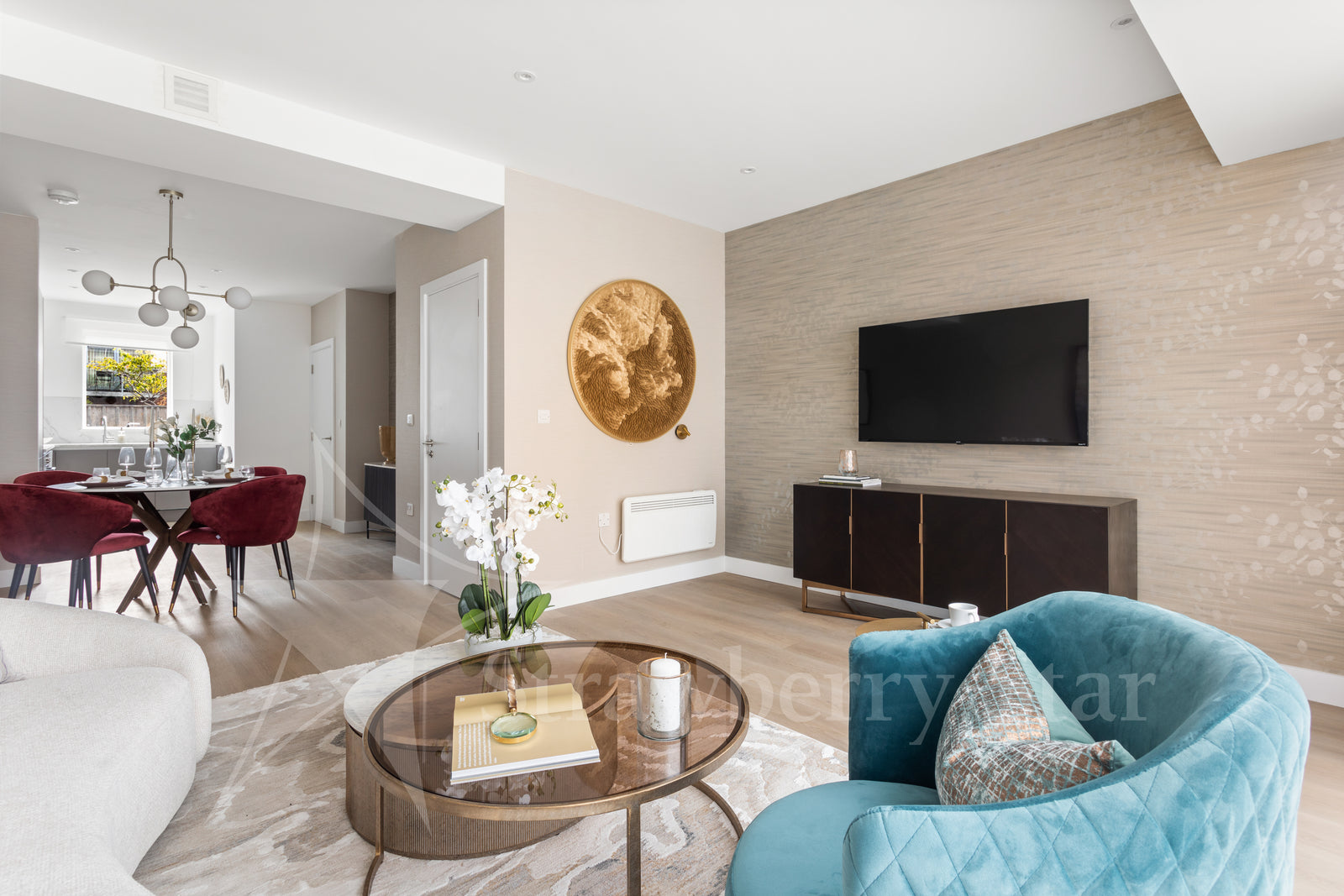 PlusFloor & Strawberry Star - The Pavilions, Kenton