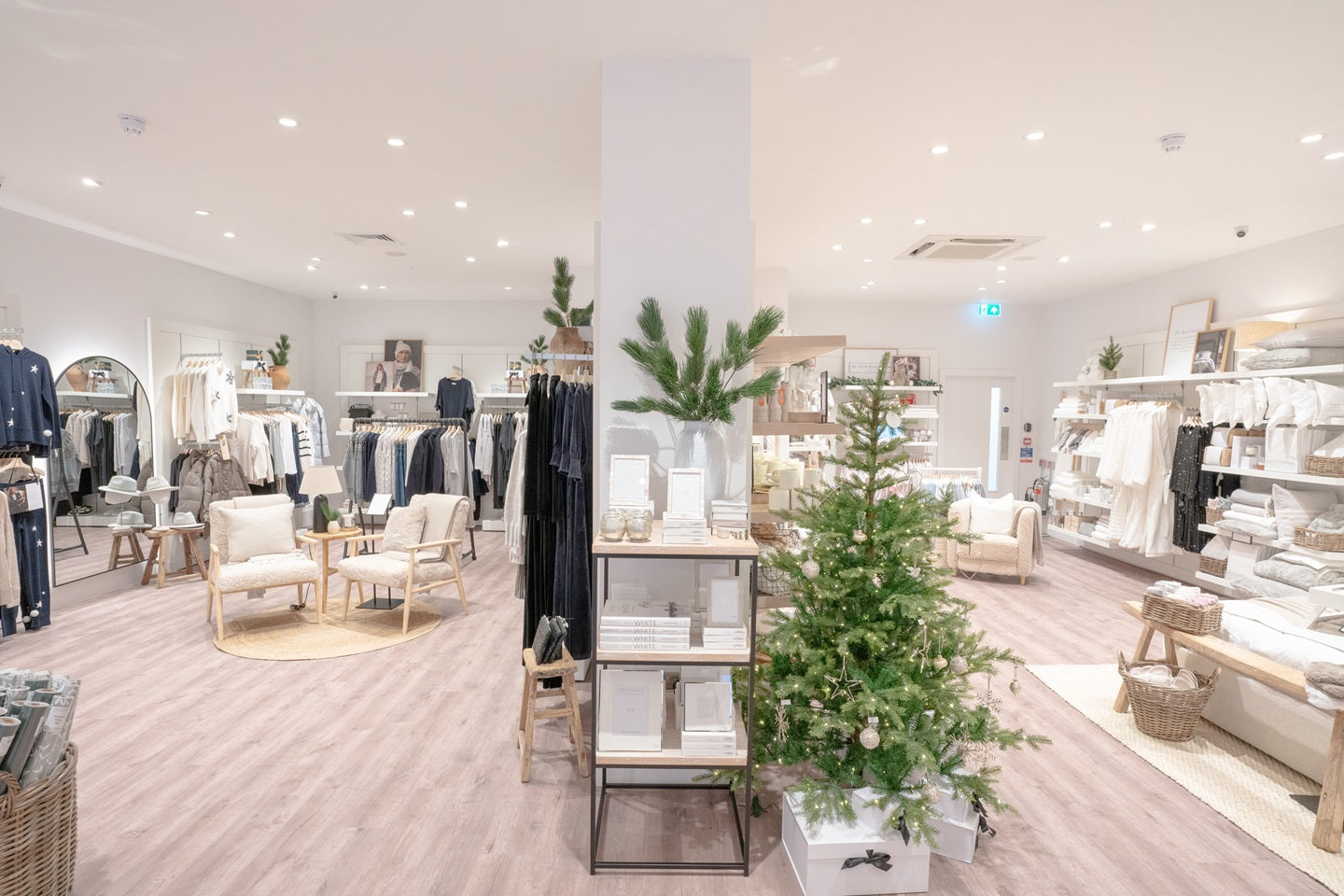 PlusFloor & Quadrant Design - The White Company