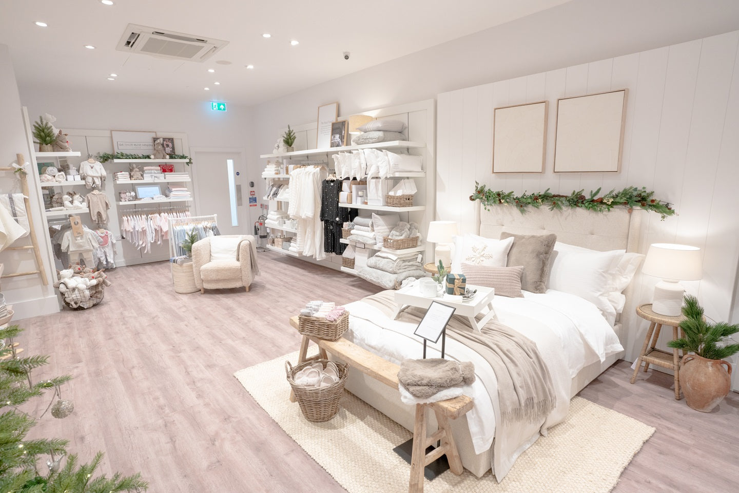 PlusFloor & Quadrant Design - The White Company