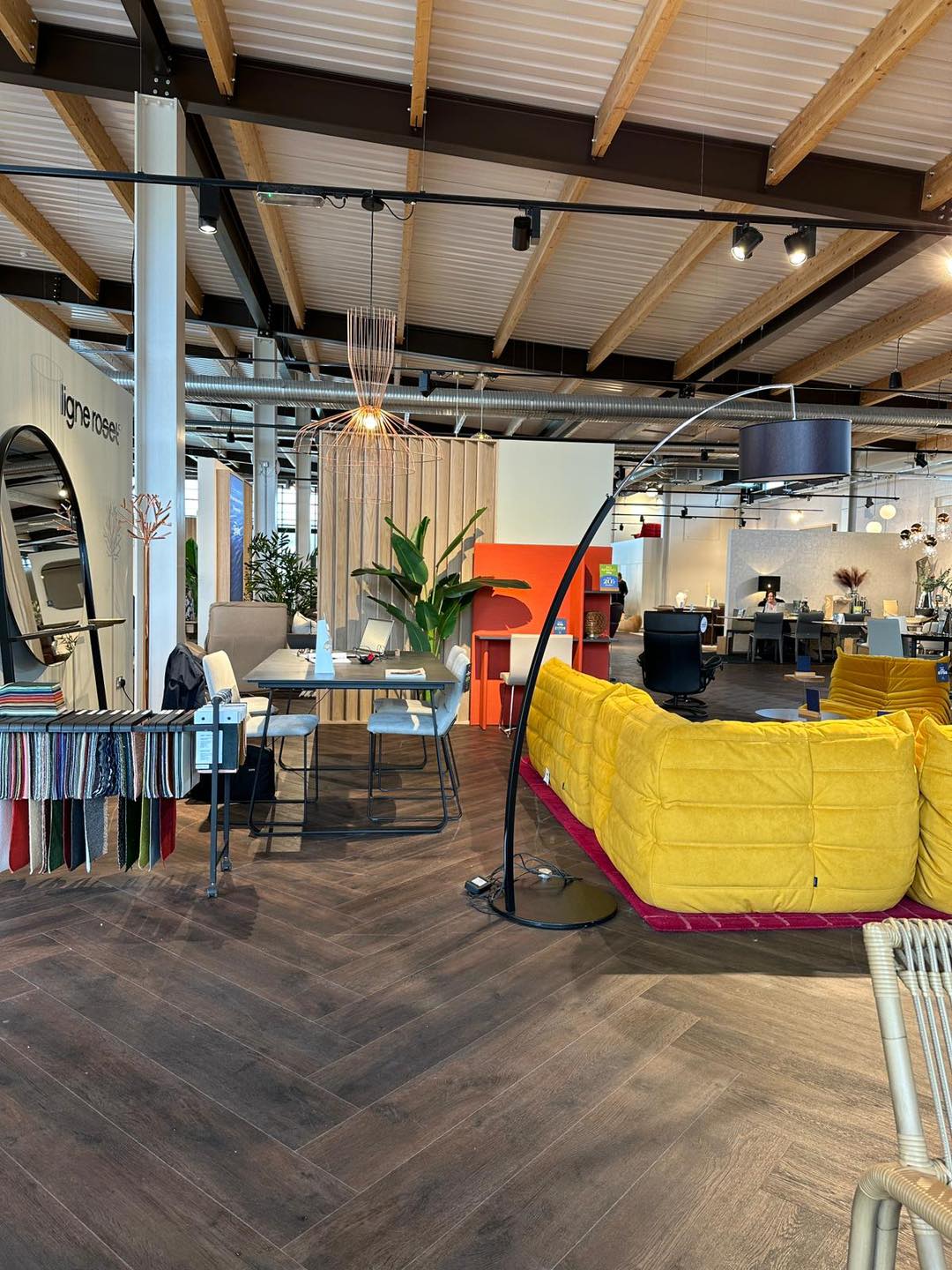 PlusFloor & Bartram Flooring - Barker & Stonehouse