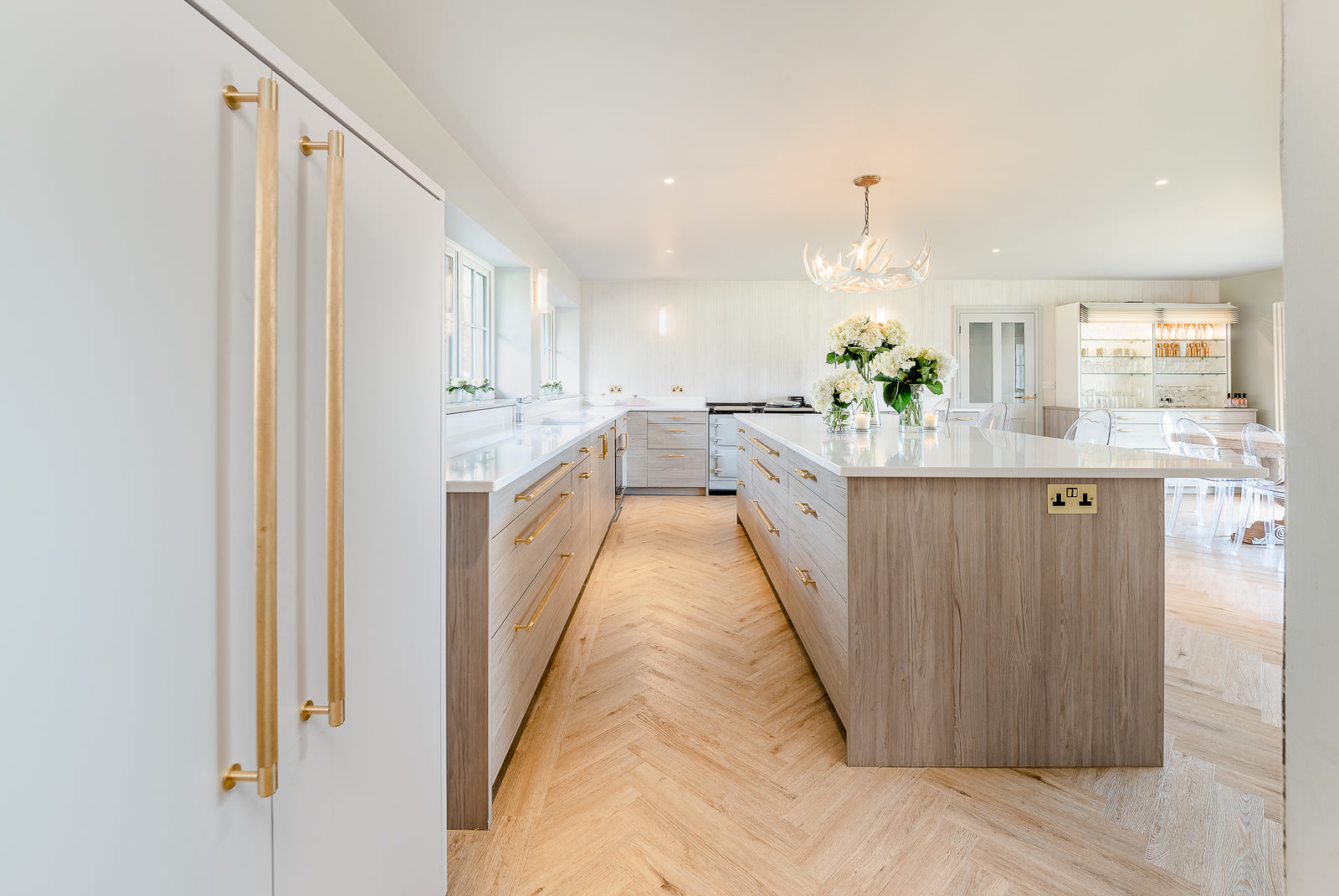 PlusFloor & Angela Cheung - Blackstone Lodge