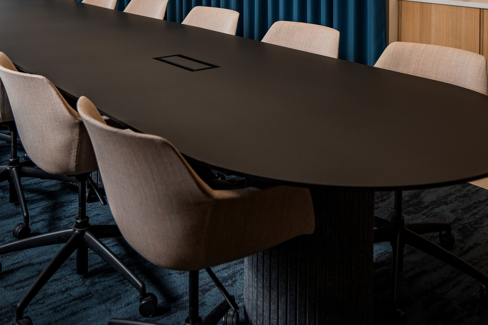 PlusFloor & Calibro Workspace - Calibro Belfast Office