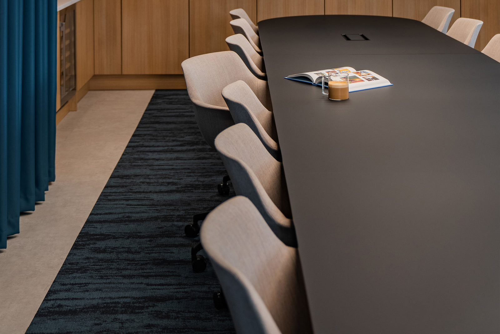 PlusFloor & Calibro Workspace - Calibro Belfast Office