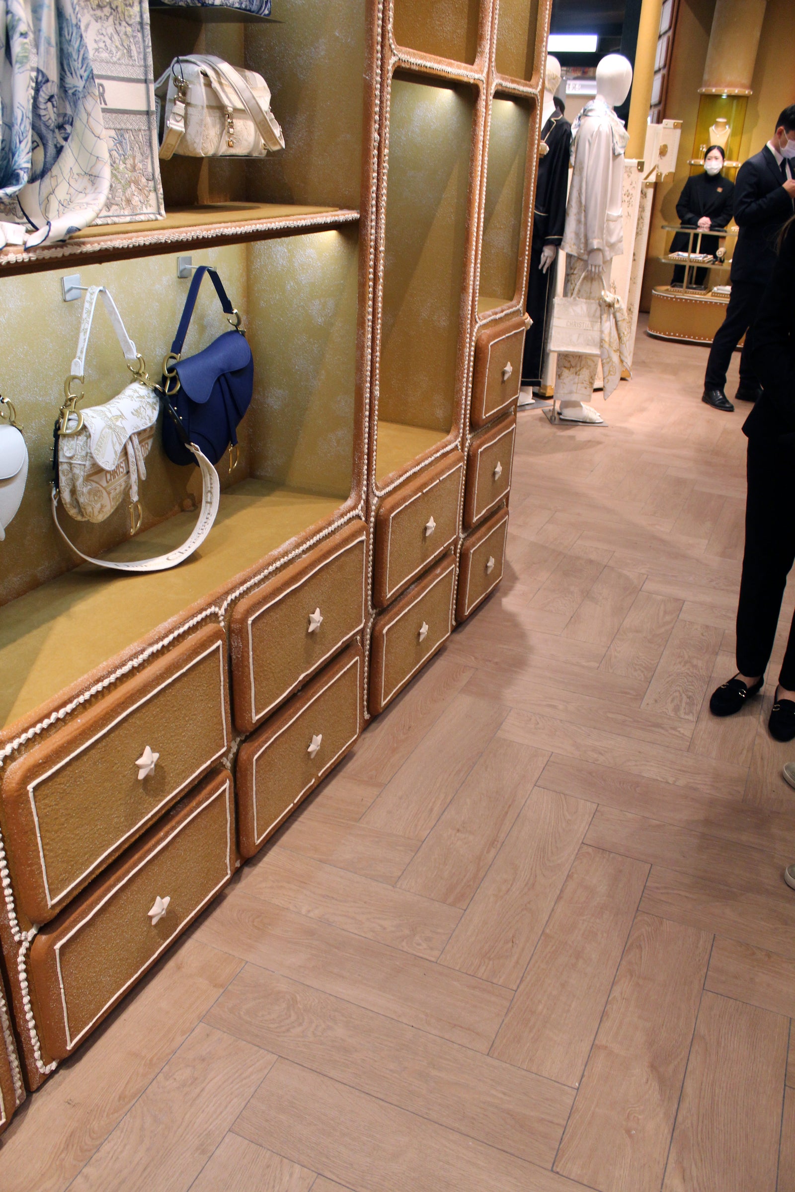 PlusFloor & L'atelier - Harrods