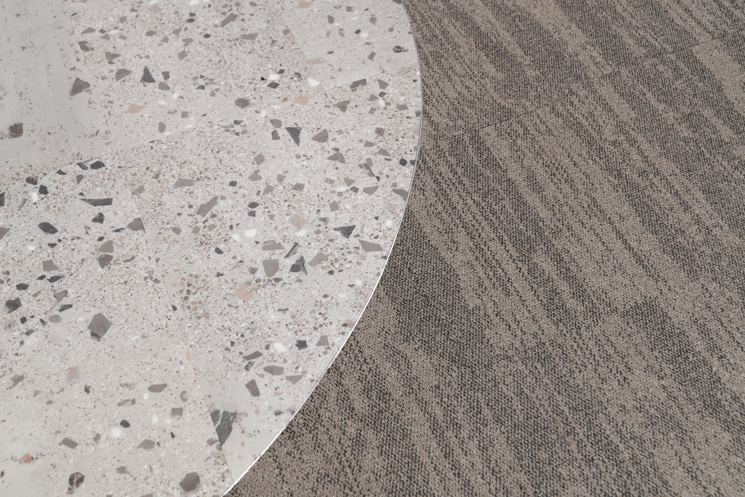 PlusFloor & Calibro Workspace - McGill & Partners Offices