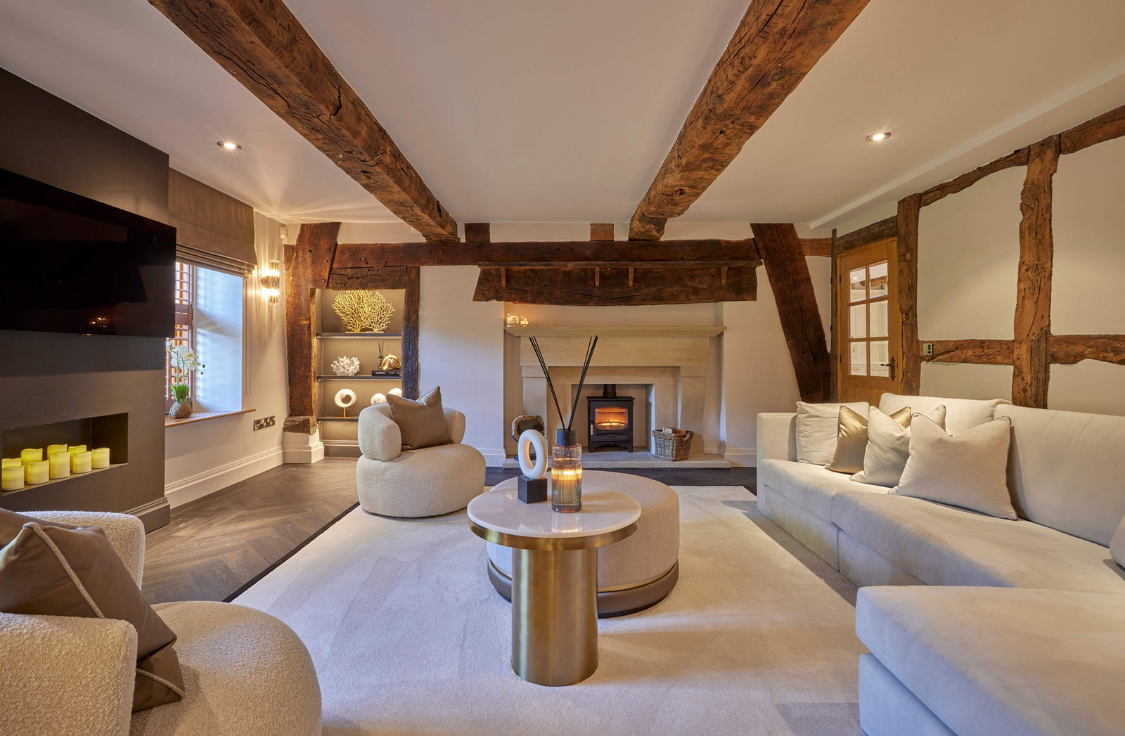 PlusFloor & Stephanie Wilde - Cranage Manor