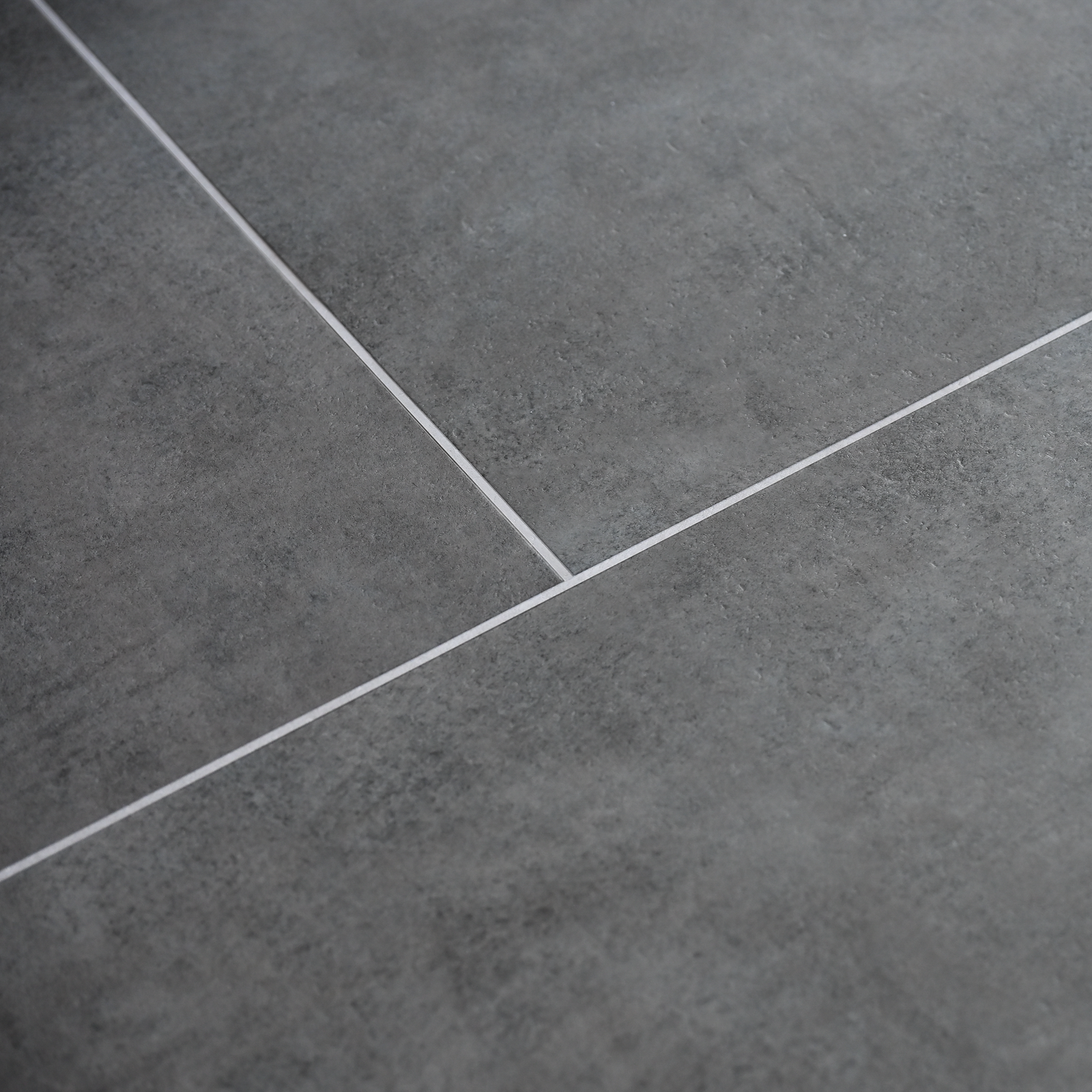 Silver Grey LVT Grout Strip - PlusFloor