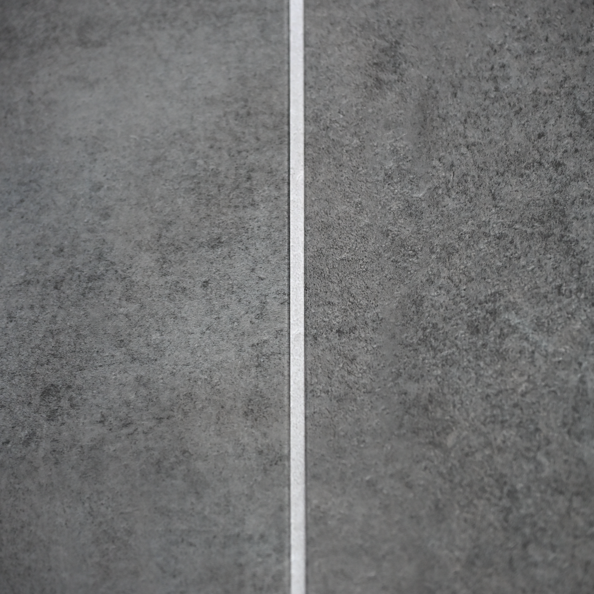 Silver Grey LVT Grout Strip - PlusFloor
