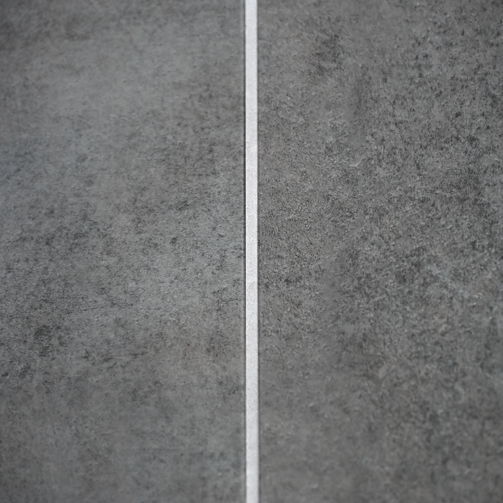 Silver Grey LVT Grout Strip - PlusFloor