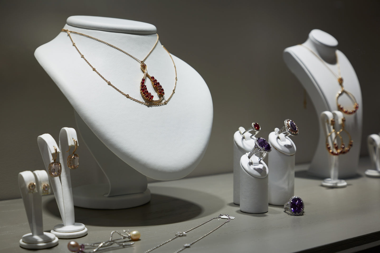 PlusFloor & Steven Stone Jewellers