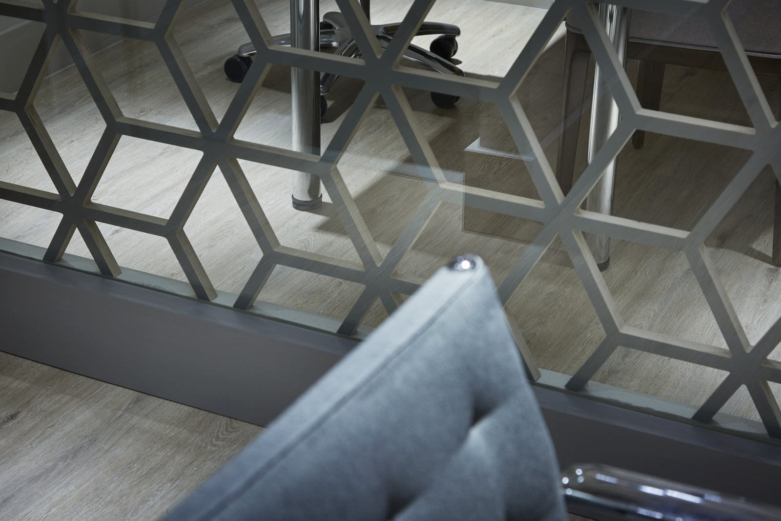 PlusFloor & Steven Stone Jewellers