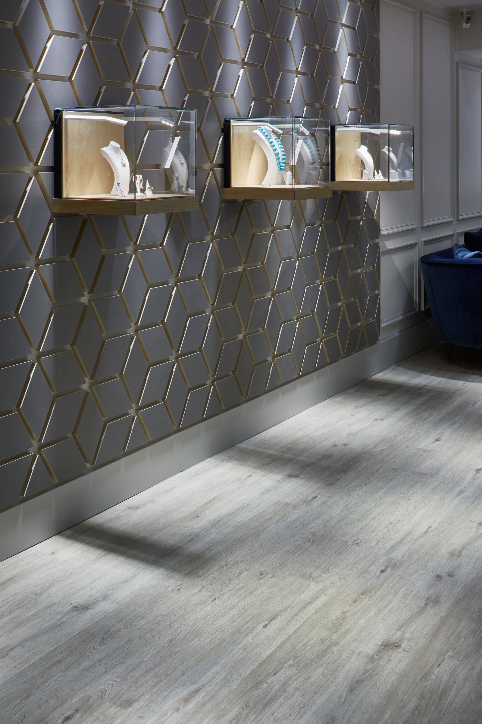 PlusFloor & Steven Stone Jewellers