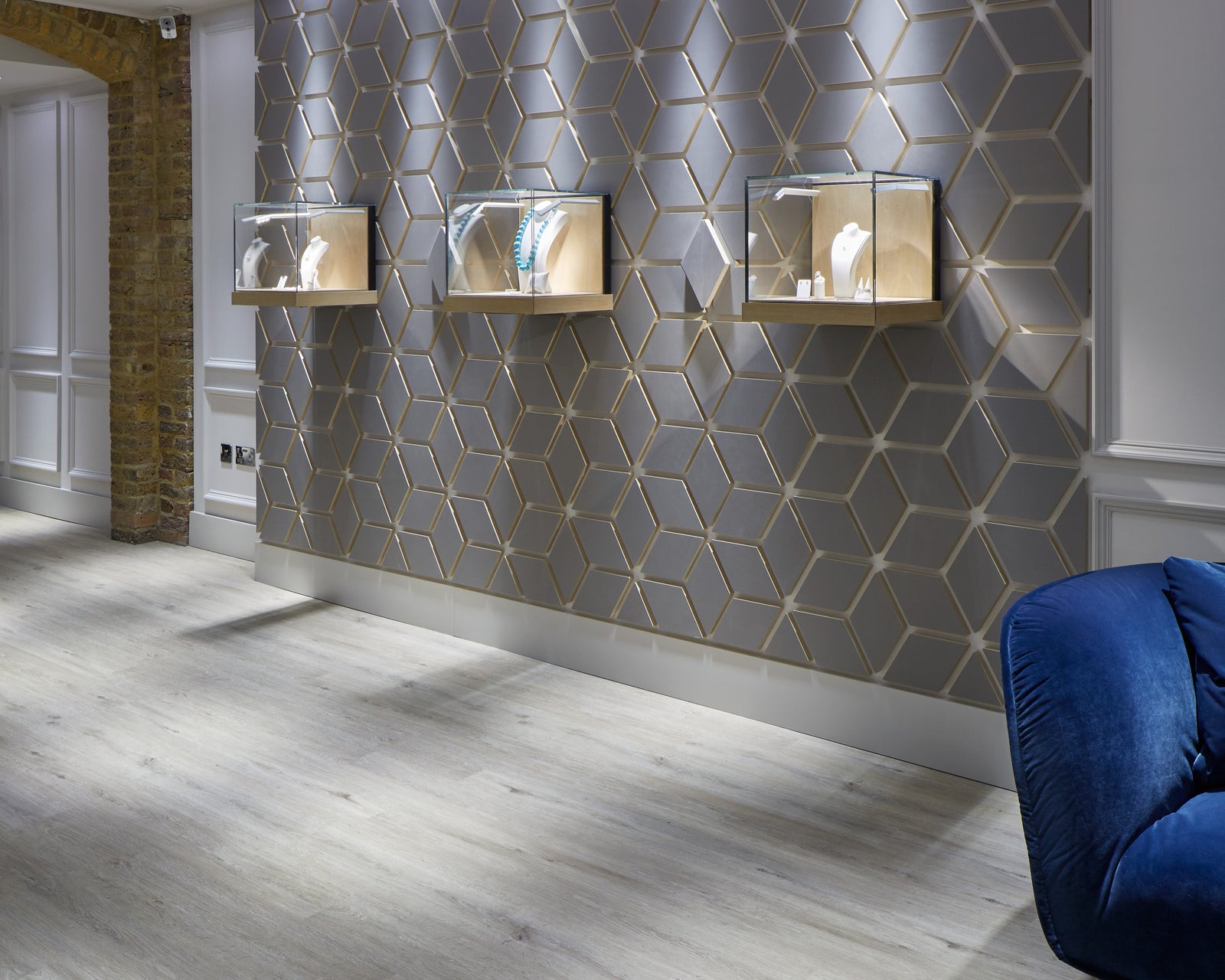 PlusFloor & Steven Stone Jewellers