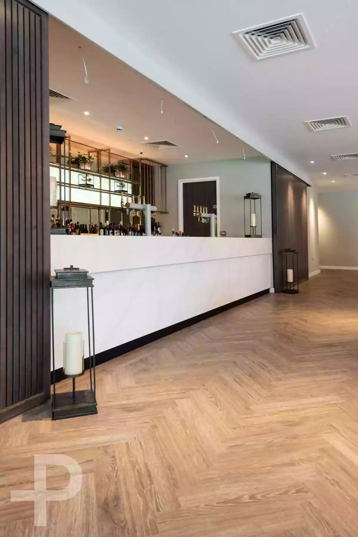 Albert's Shed - Formation Herringbone