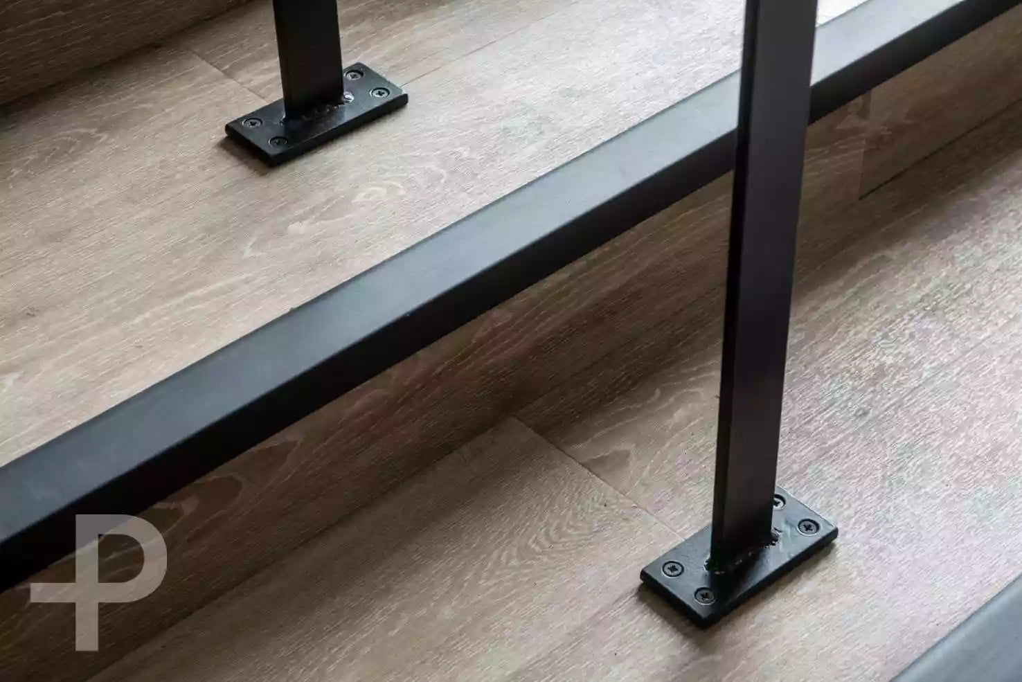 Albert's Shed - Formation Herringbone