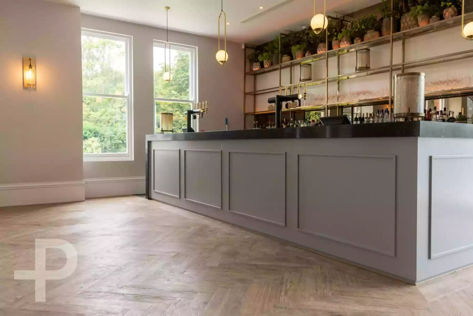 Albert's Shed - Formation Herringbone