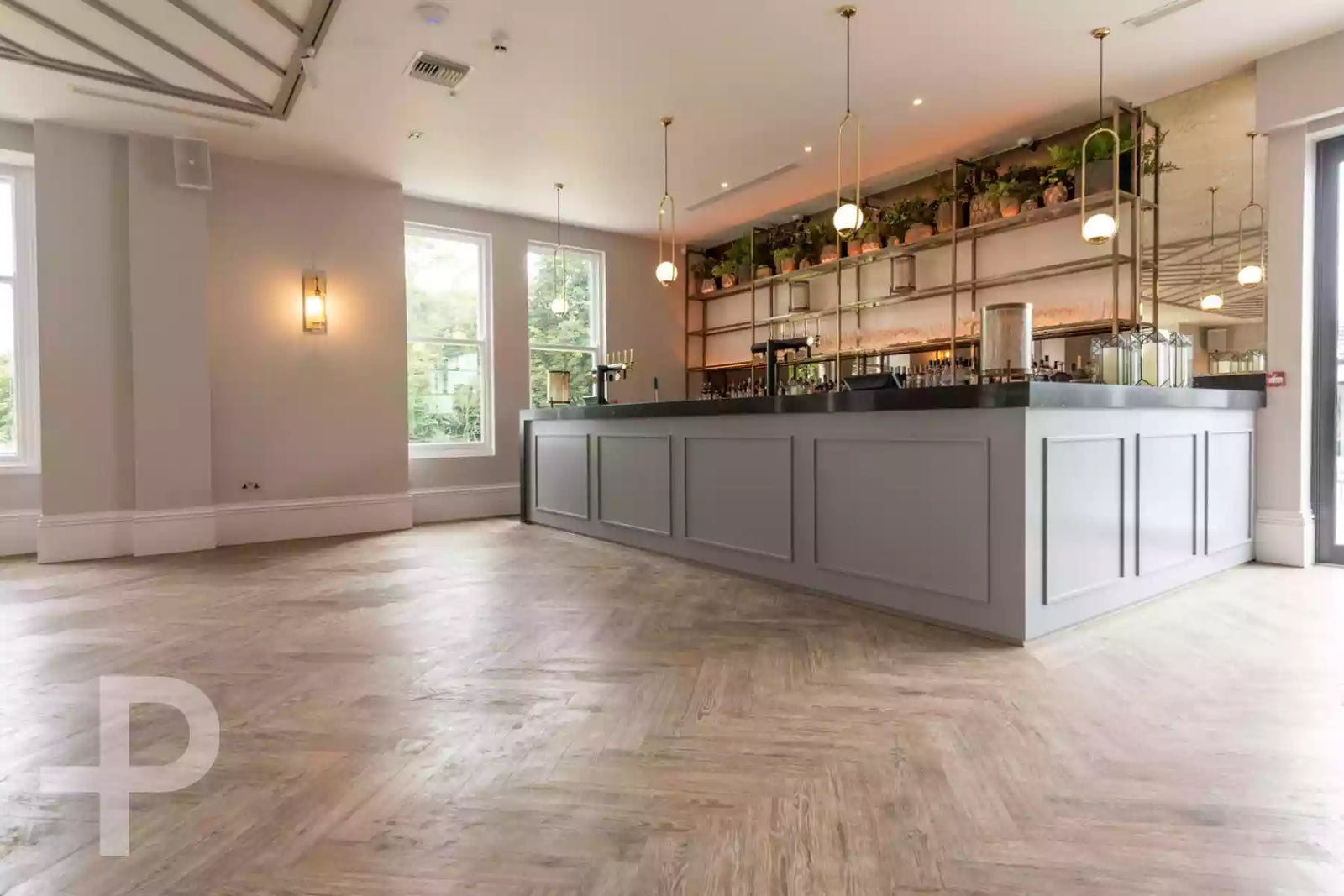 Albert's Shed - Formation Herringbone