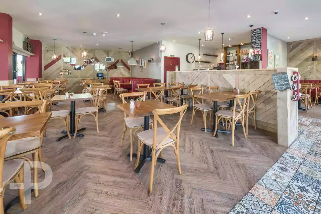 Baker Street Kitchen - Formation Herringbone