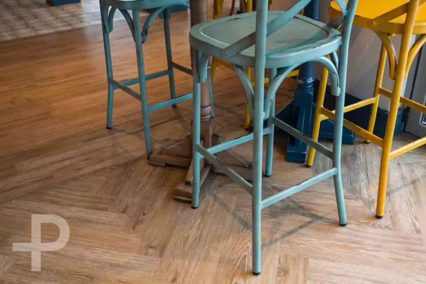 Brighton Beach Club - Formation Herringbone