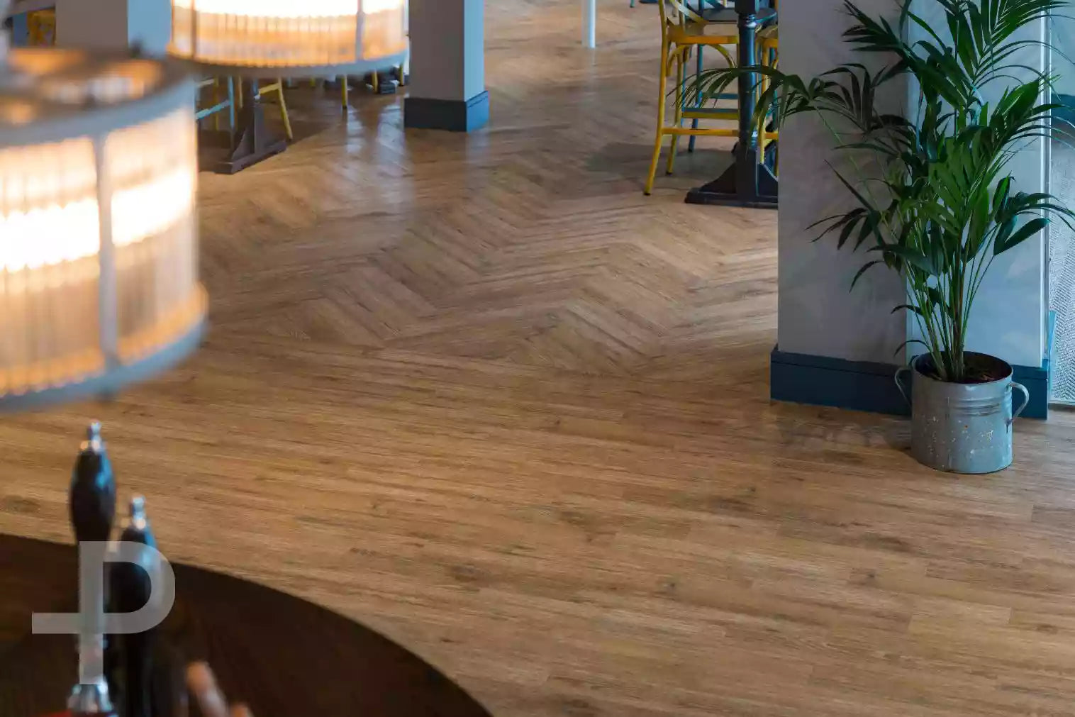 Brighton Beach Club - Formation Herringbone