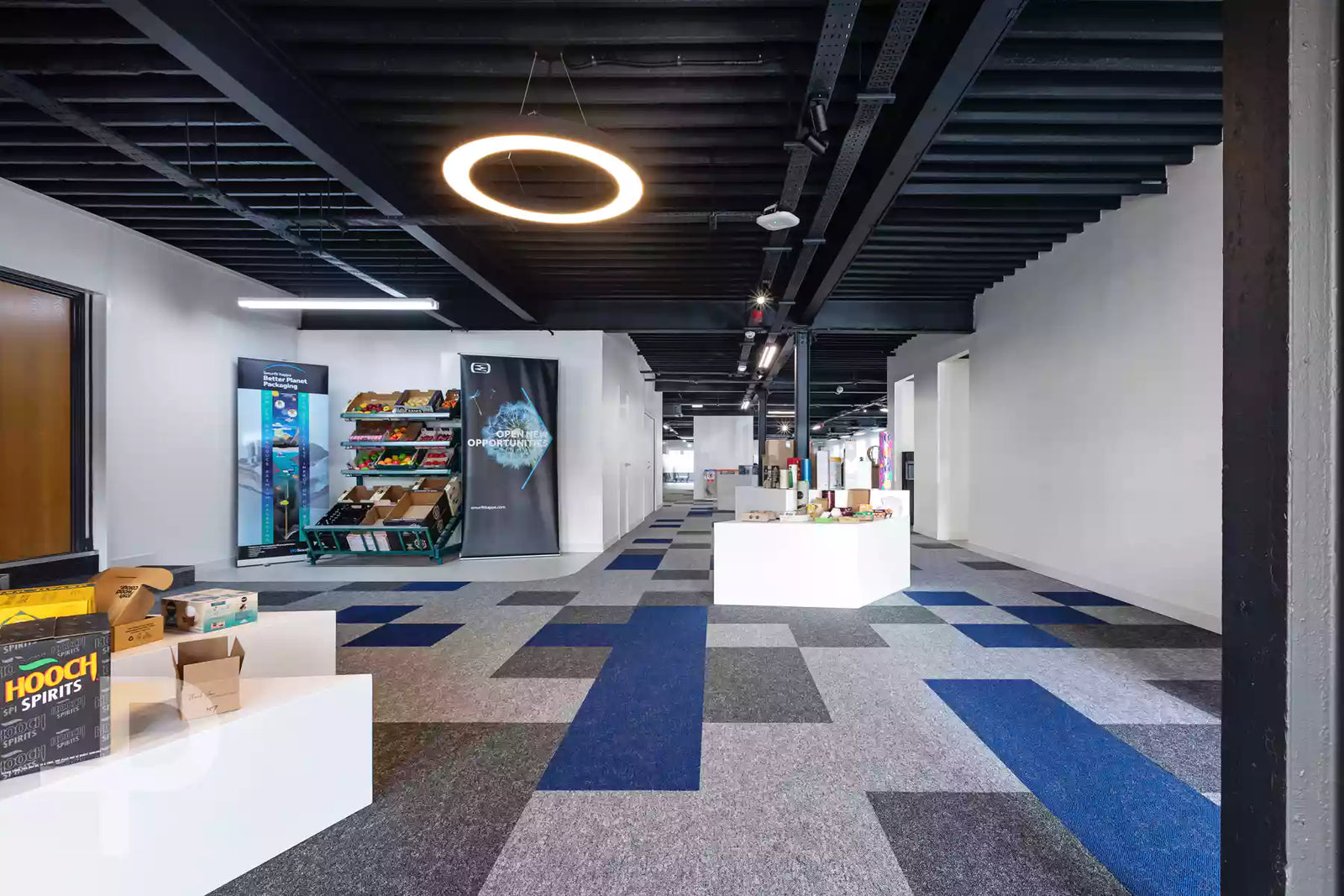 FTSE100 Manufacturer - Cloud Space, New Viileä