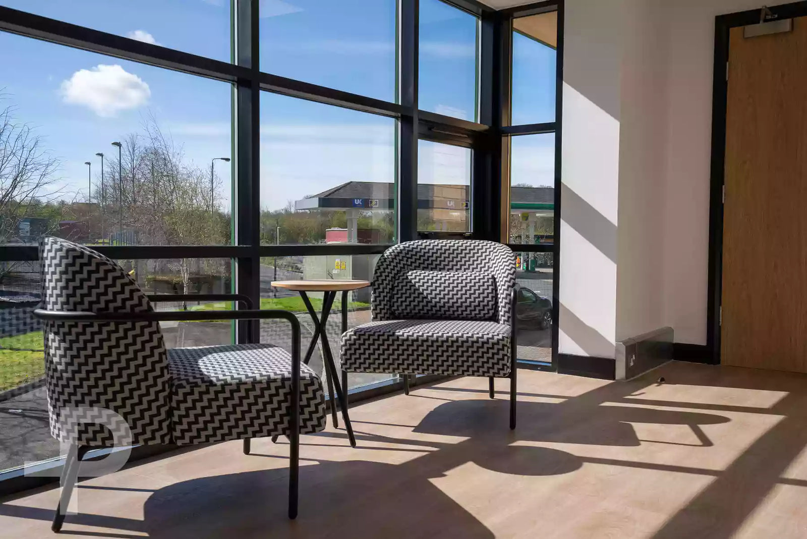 Curve Digital Office - Formation Plank