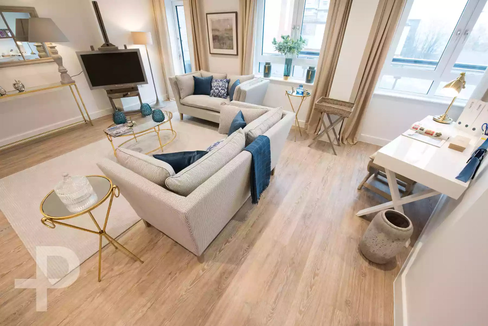 Greytown House - Formation Plank