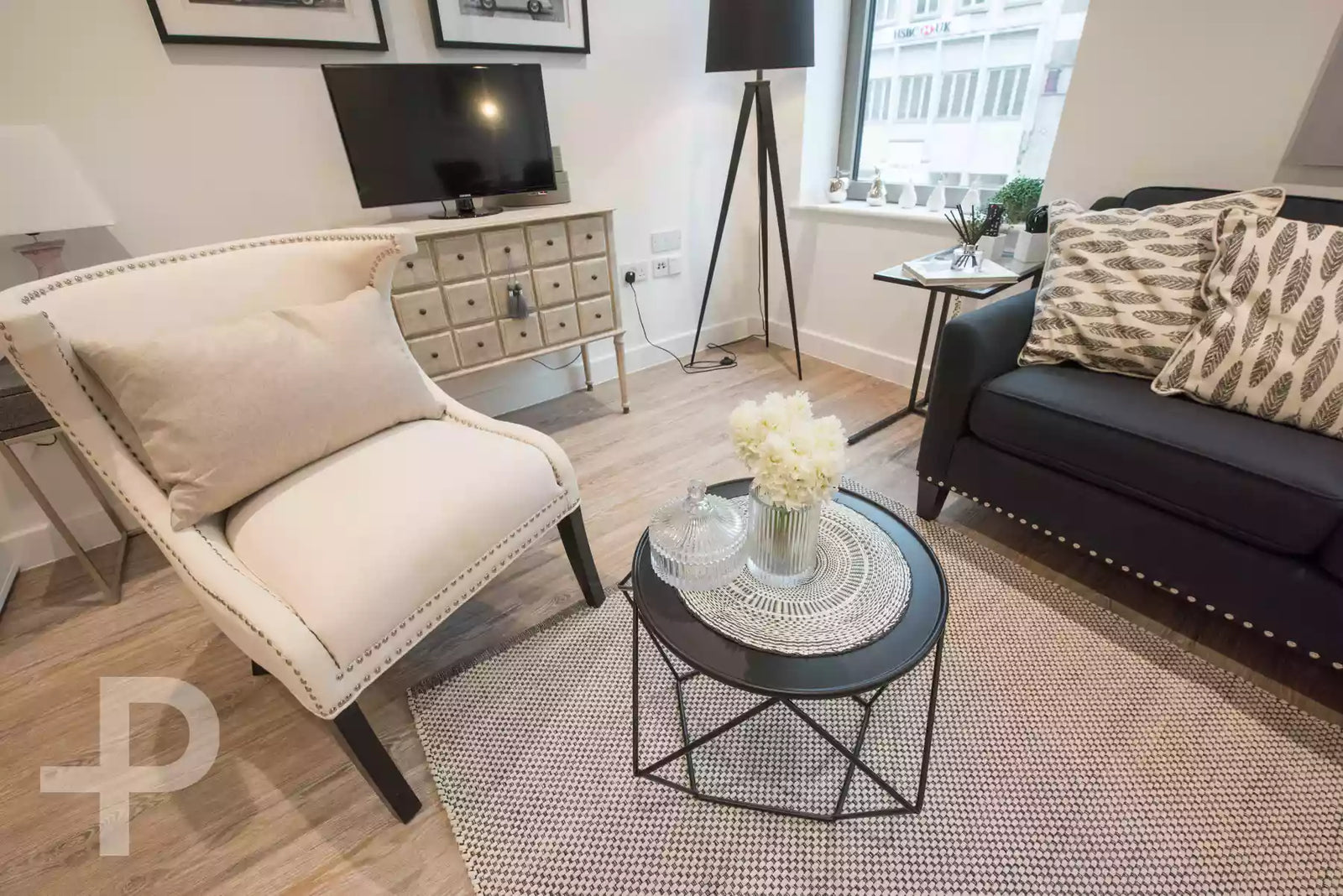 Greytown House - Formation Plank