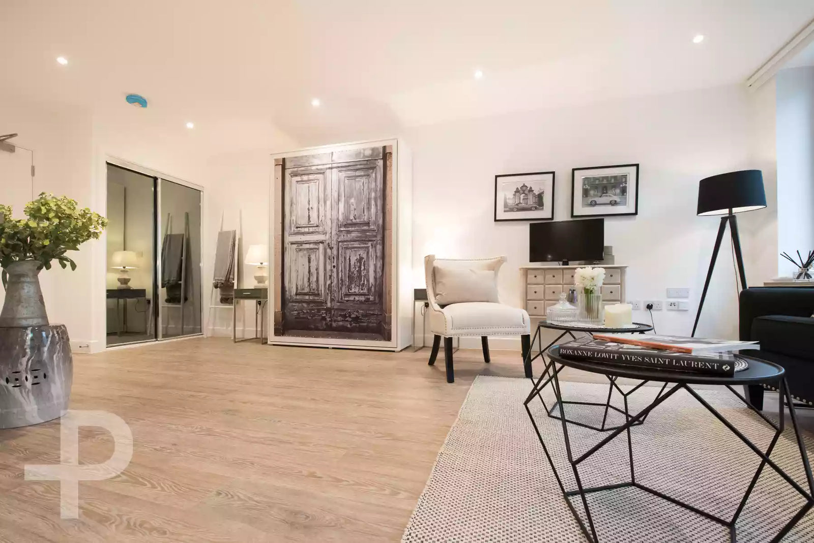 Greytown House - Formation Plank