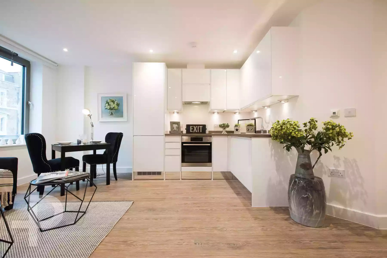 Greytown House - Formation Plank