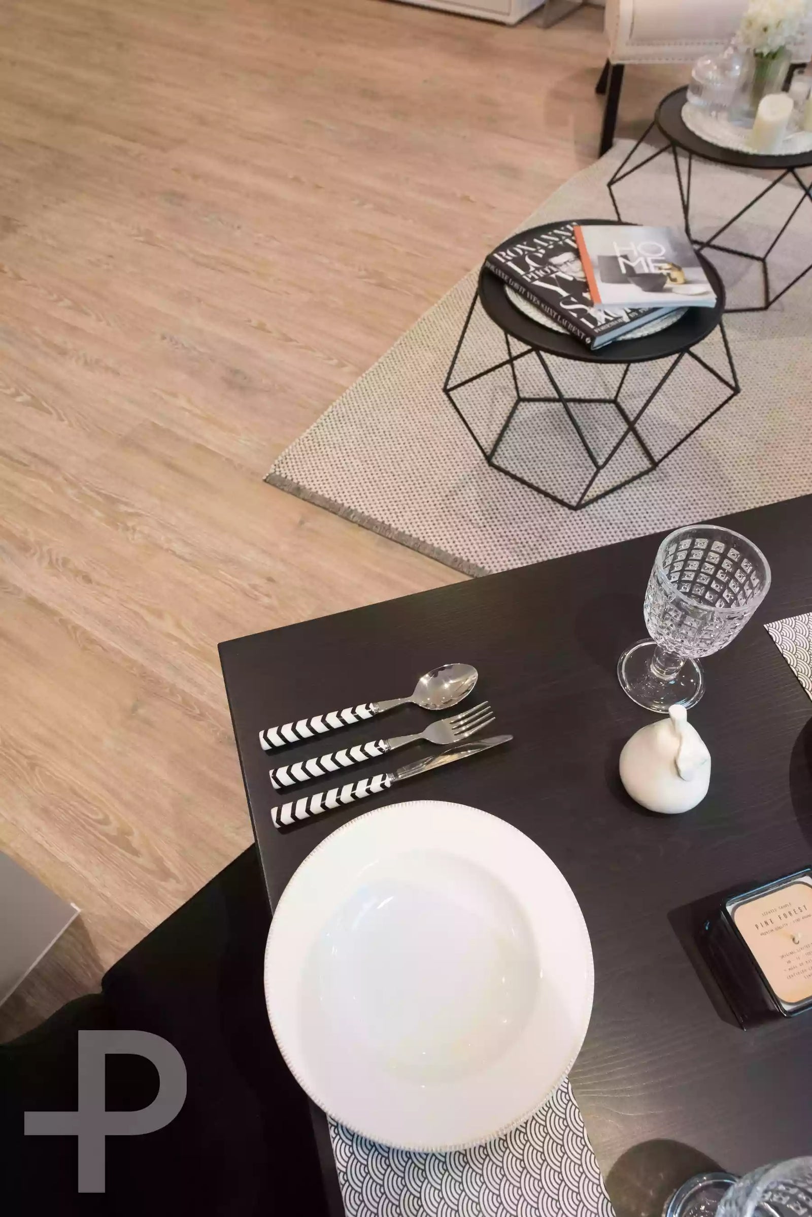 Greytown House - Formation Plank