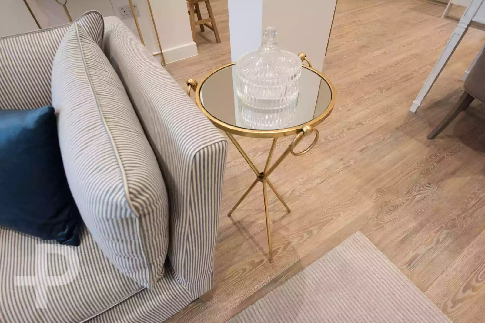 Greytown House - Formation Plank