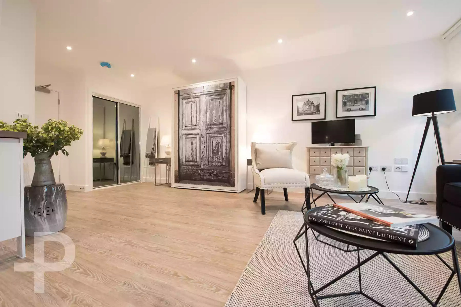 Greytown House - Formation Plank