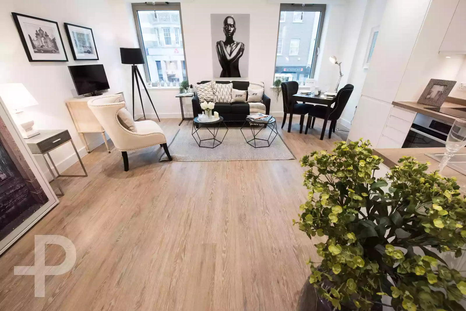 Greytown House - Formation Plank