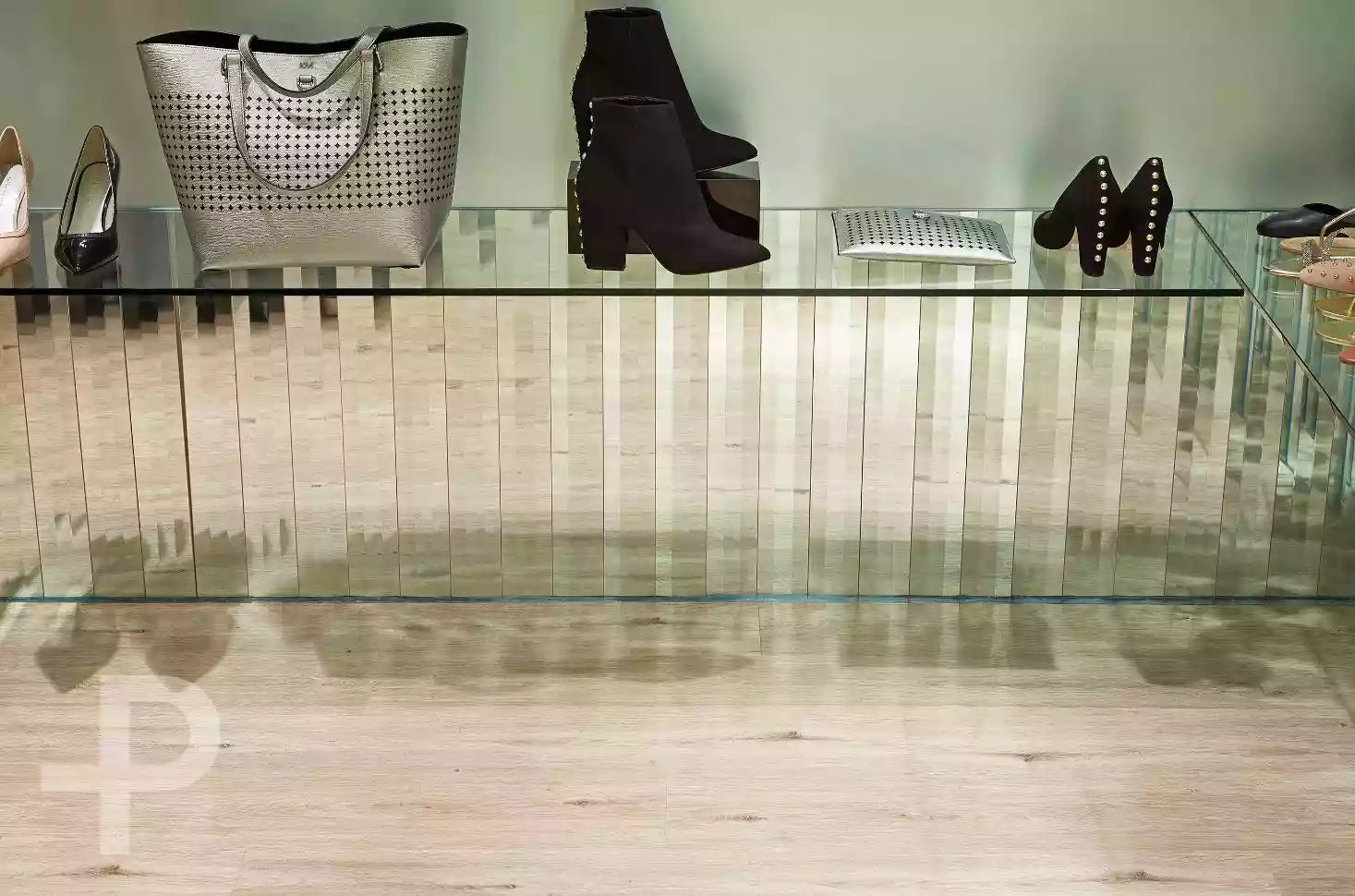 Karen Millen - Formation Plank