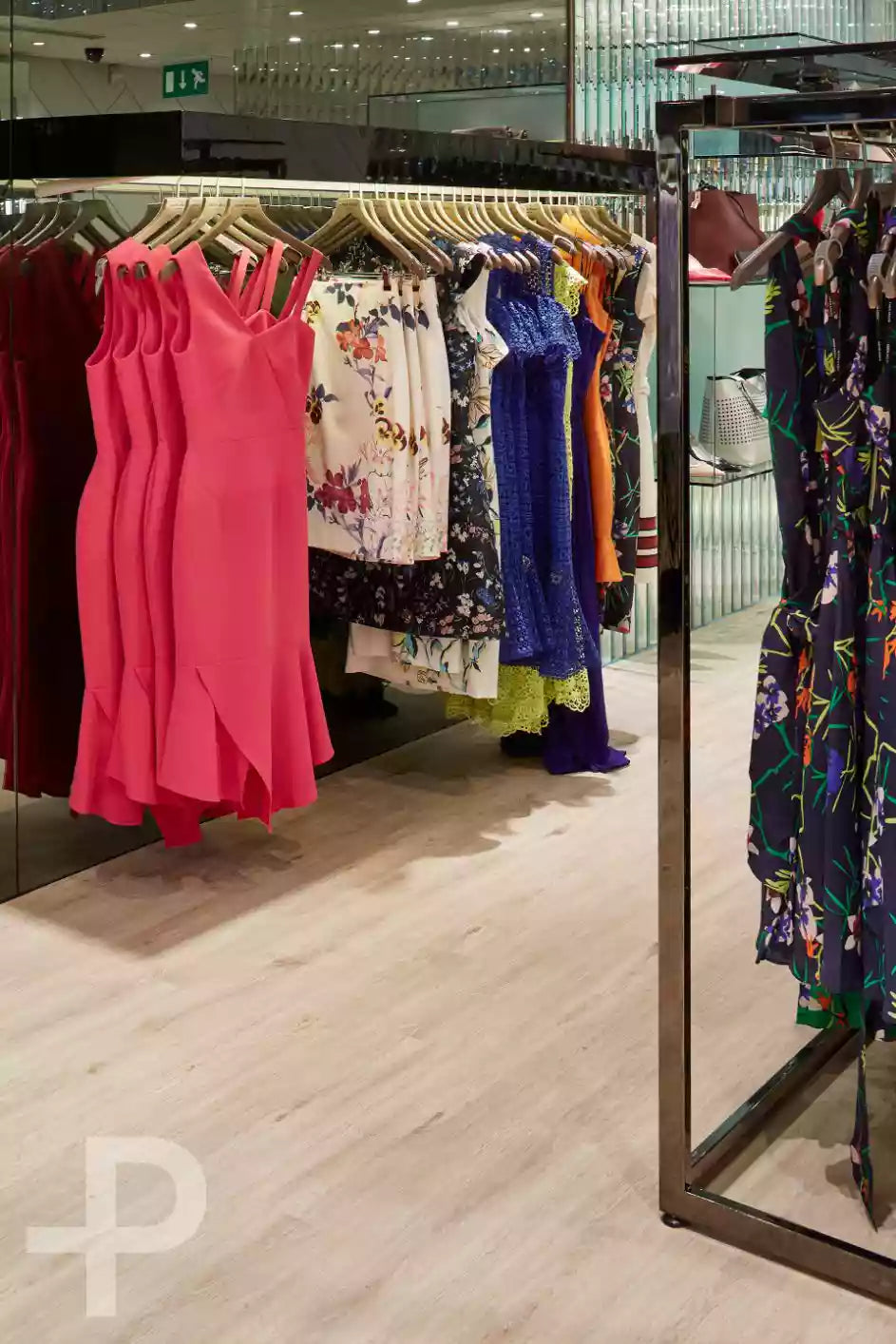 Karen Millen - Formation Plank