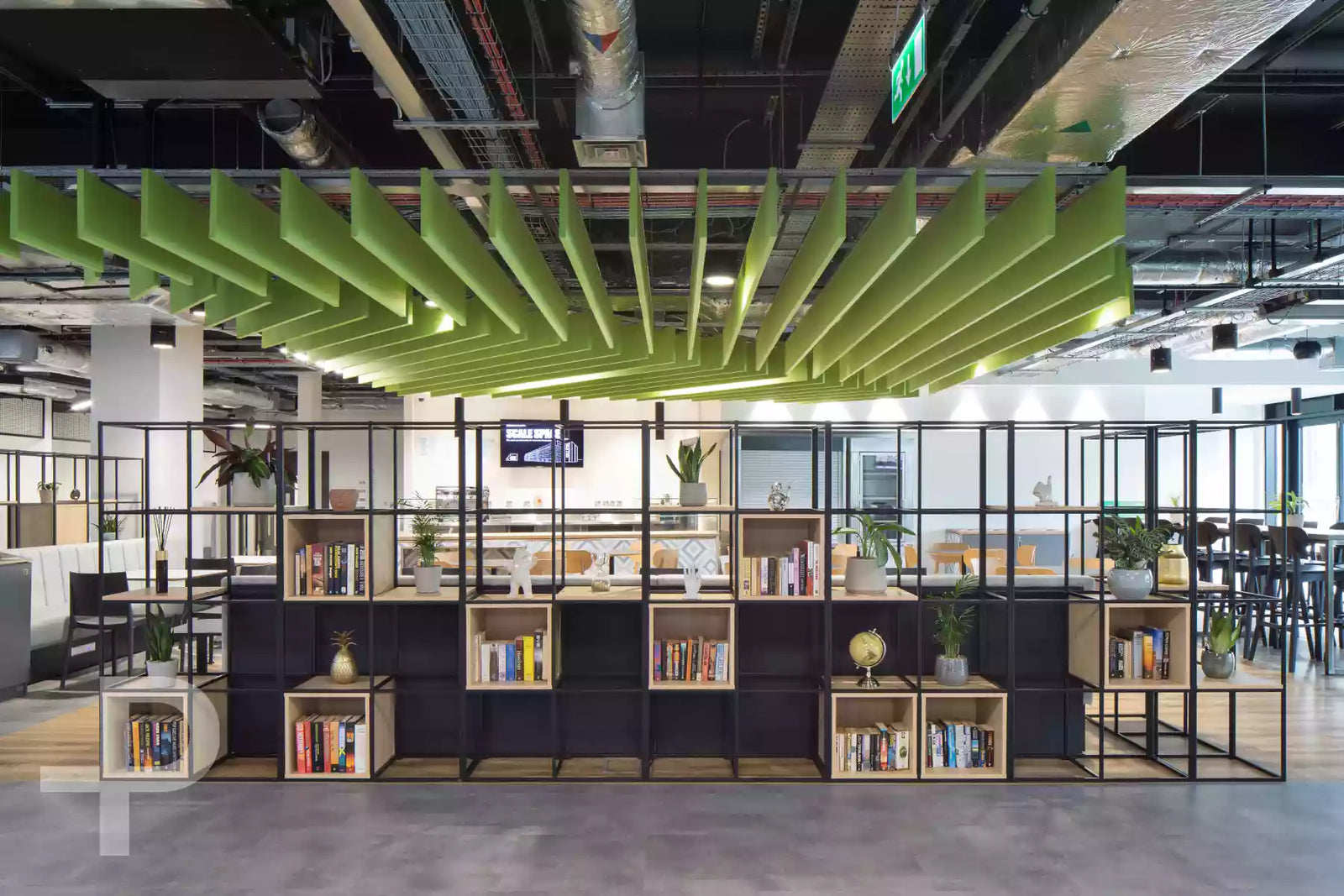 Scale Space - Composition Pewter