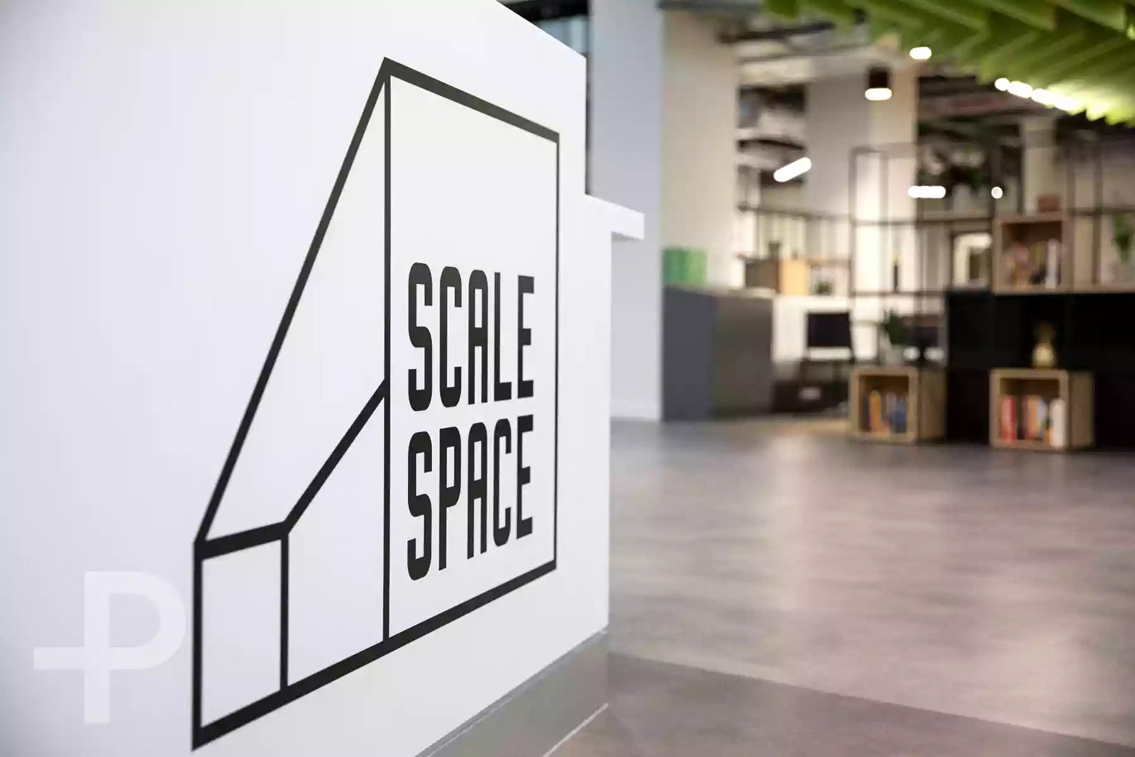 Scale Space - Composition Pewter