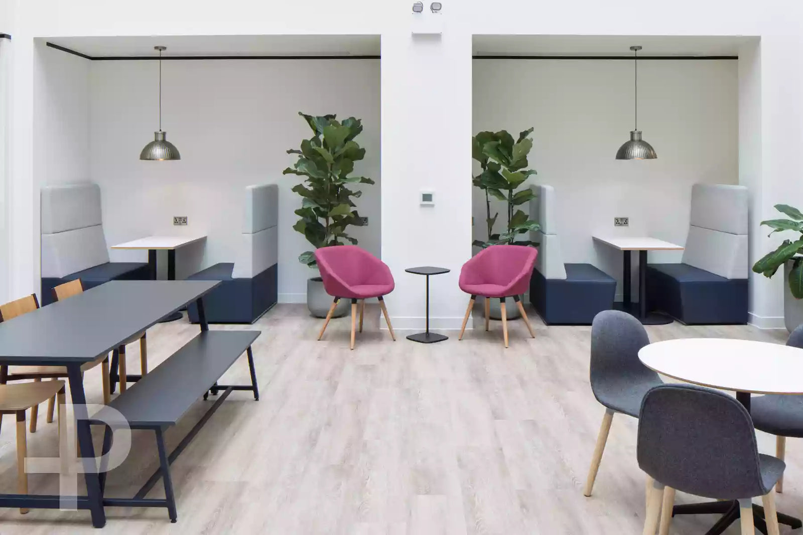 Scale Space - Composition Pewter