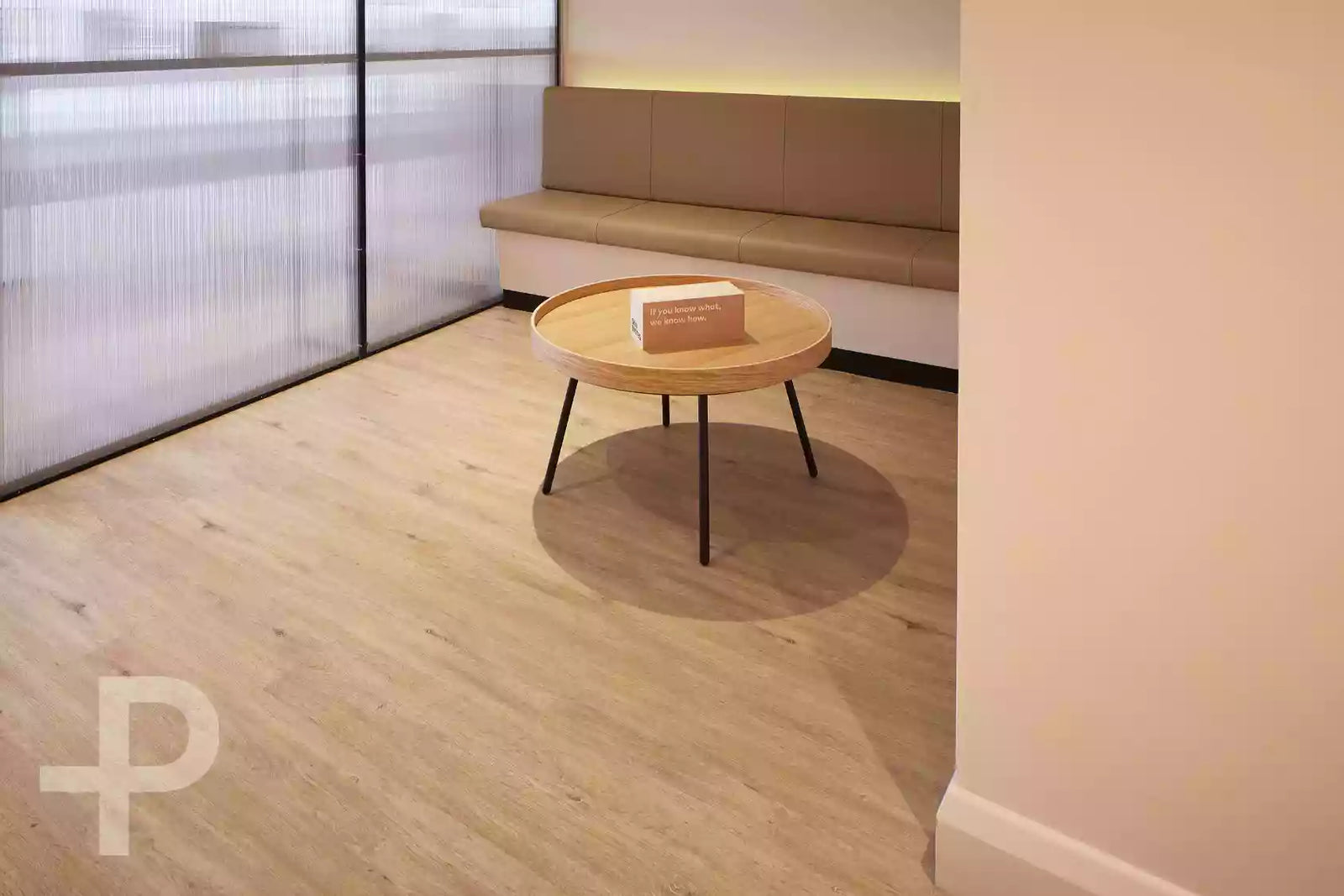 Skinsmiths - Formation Plank