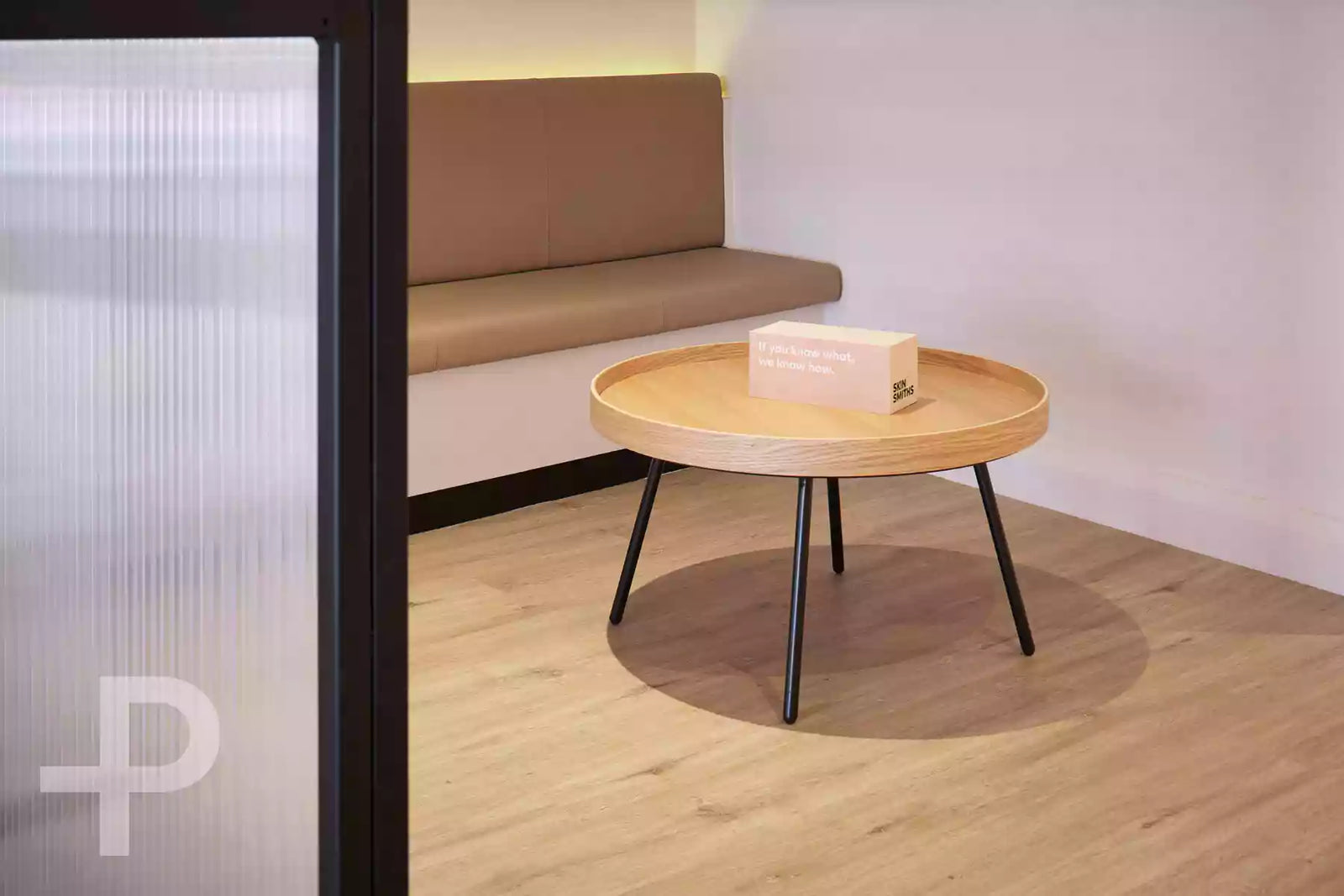 Skinsmiths - Formation Plank