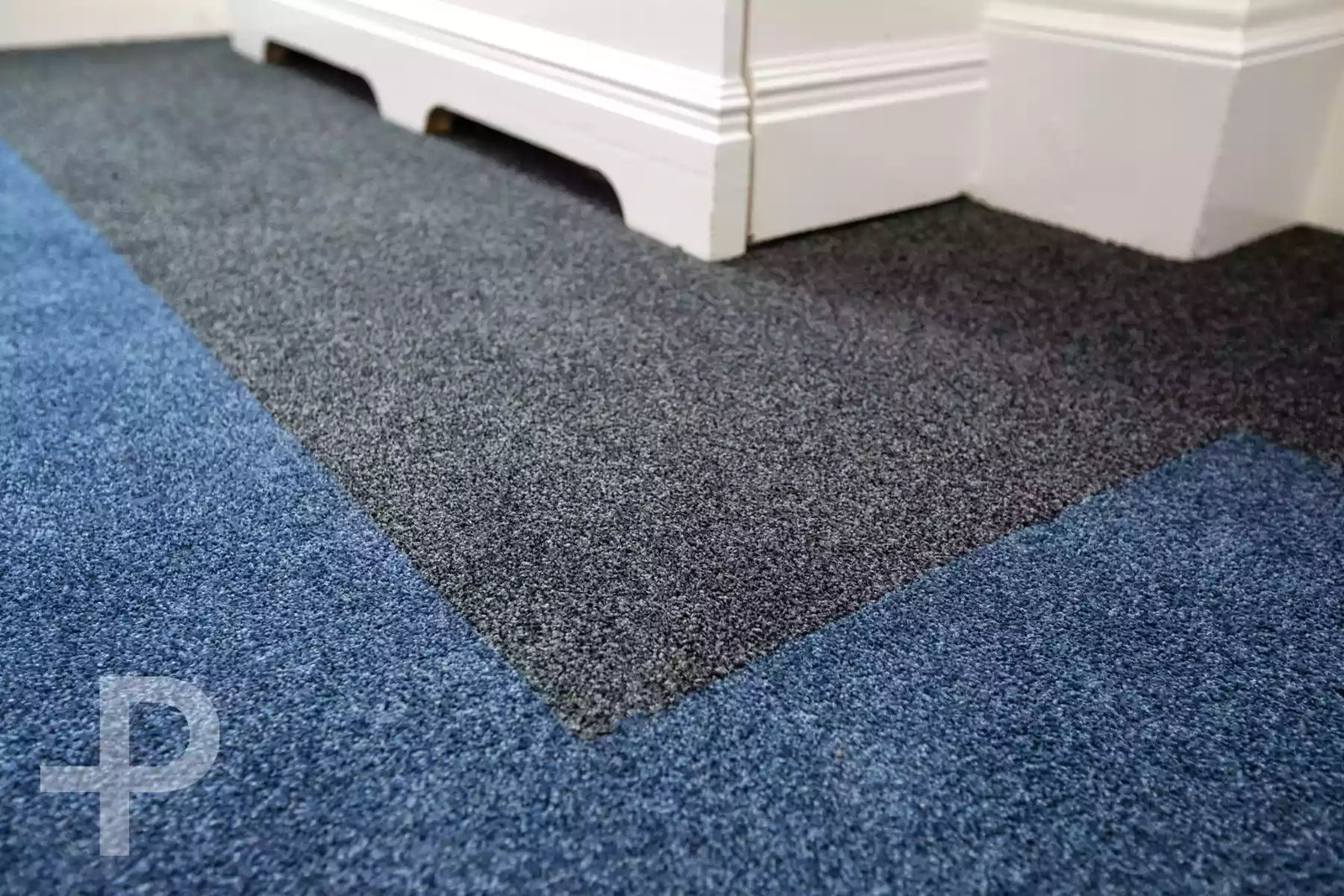 The Argyll Club - Formation Herringbone