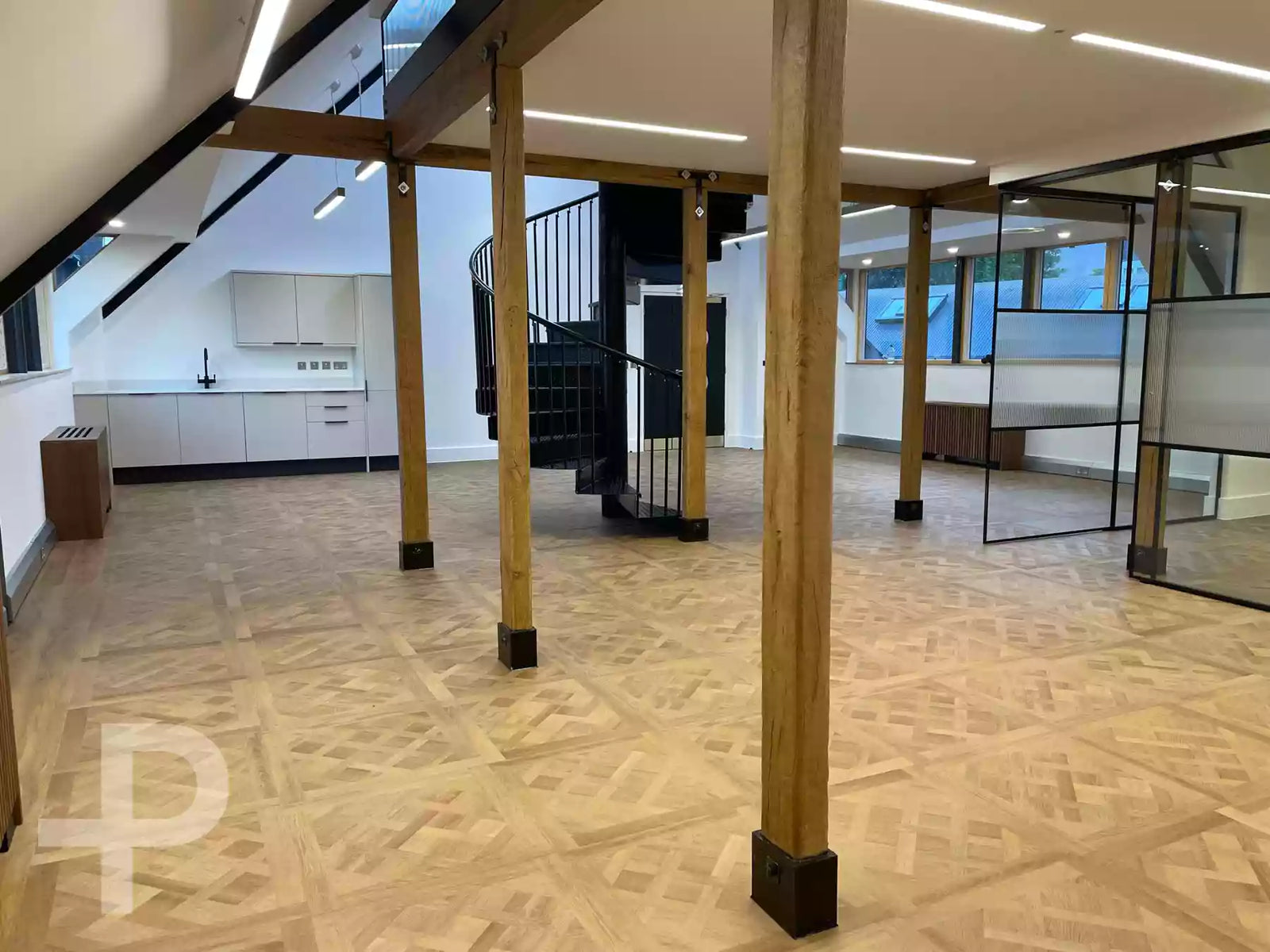 Versailles Marseilles - Luxury Office Spaces